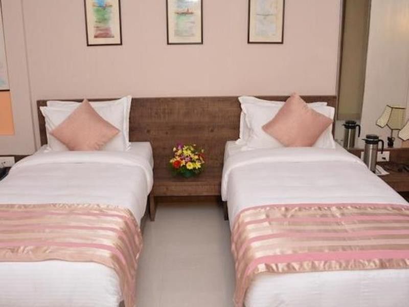 Boshan Hotels Mapusa Eksteriør billede