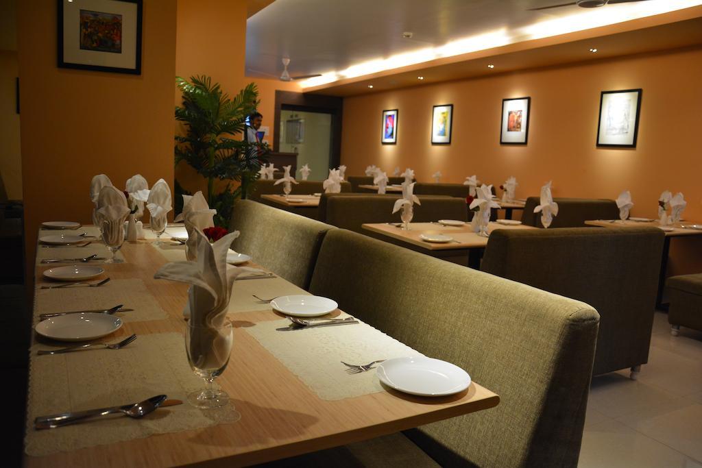 Boshan Hotels Mapusa Eksteriør billede