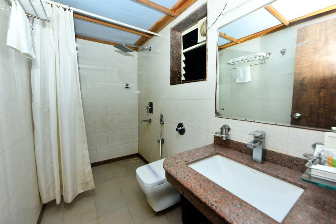 Boshan Hotels Mapusa Eksteriør billede