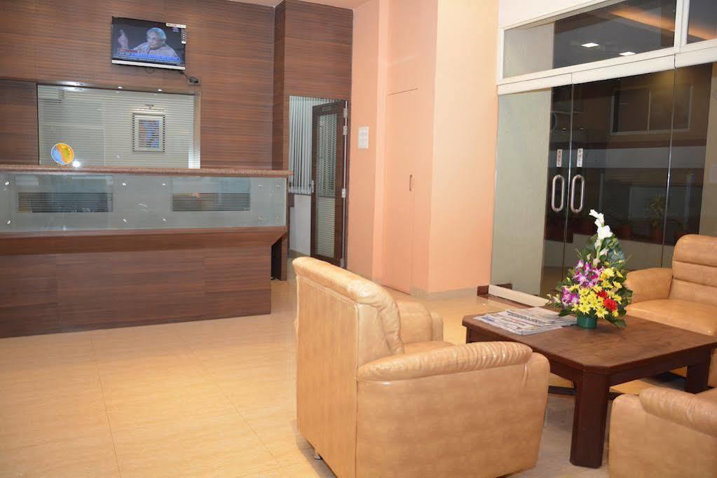 Boshan Hotels Mapusa Eksteriør billede