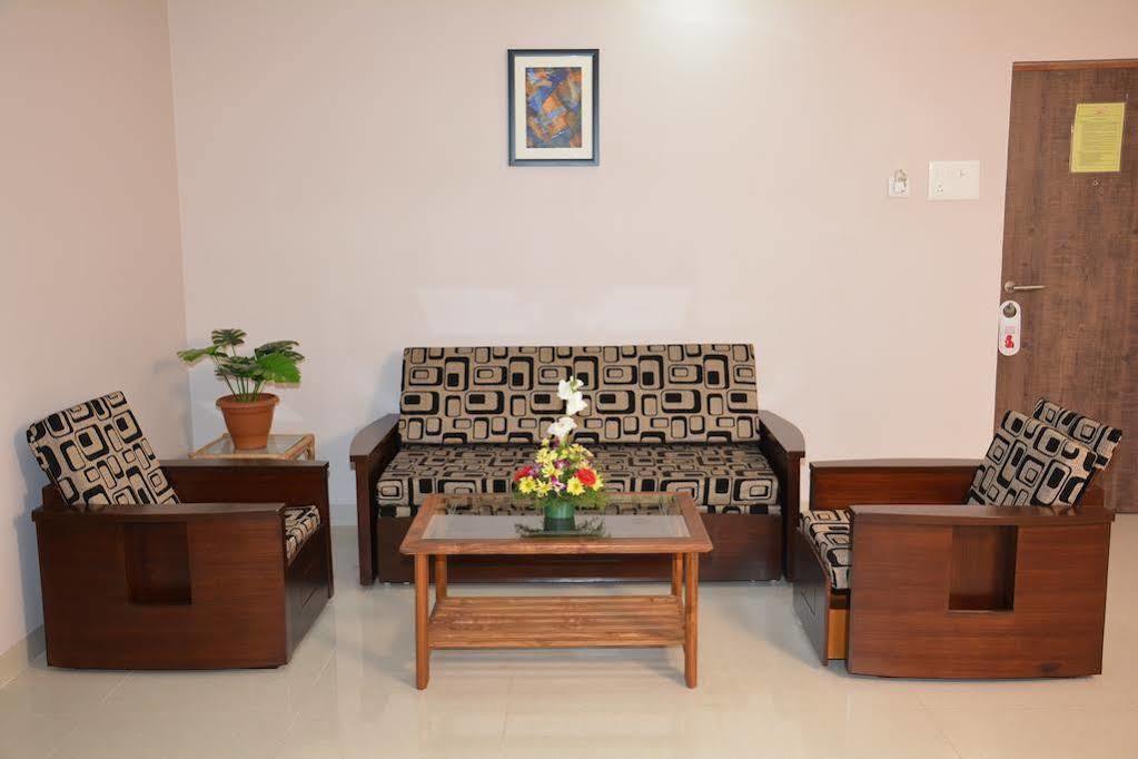 Boshan Hotels Mapusa Eksteriør billede