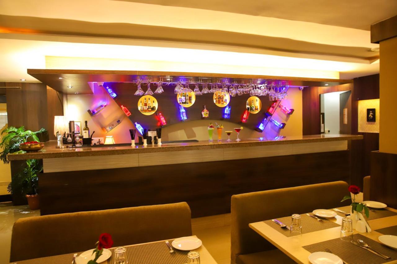 Boshan Hotels Mapusa Eksteriør billede